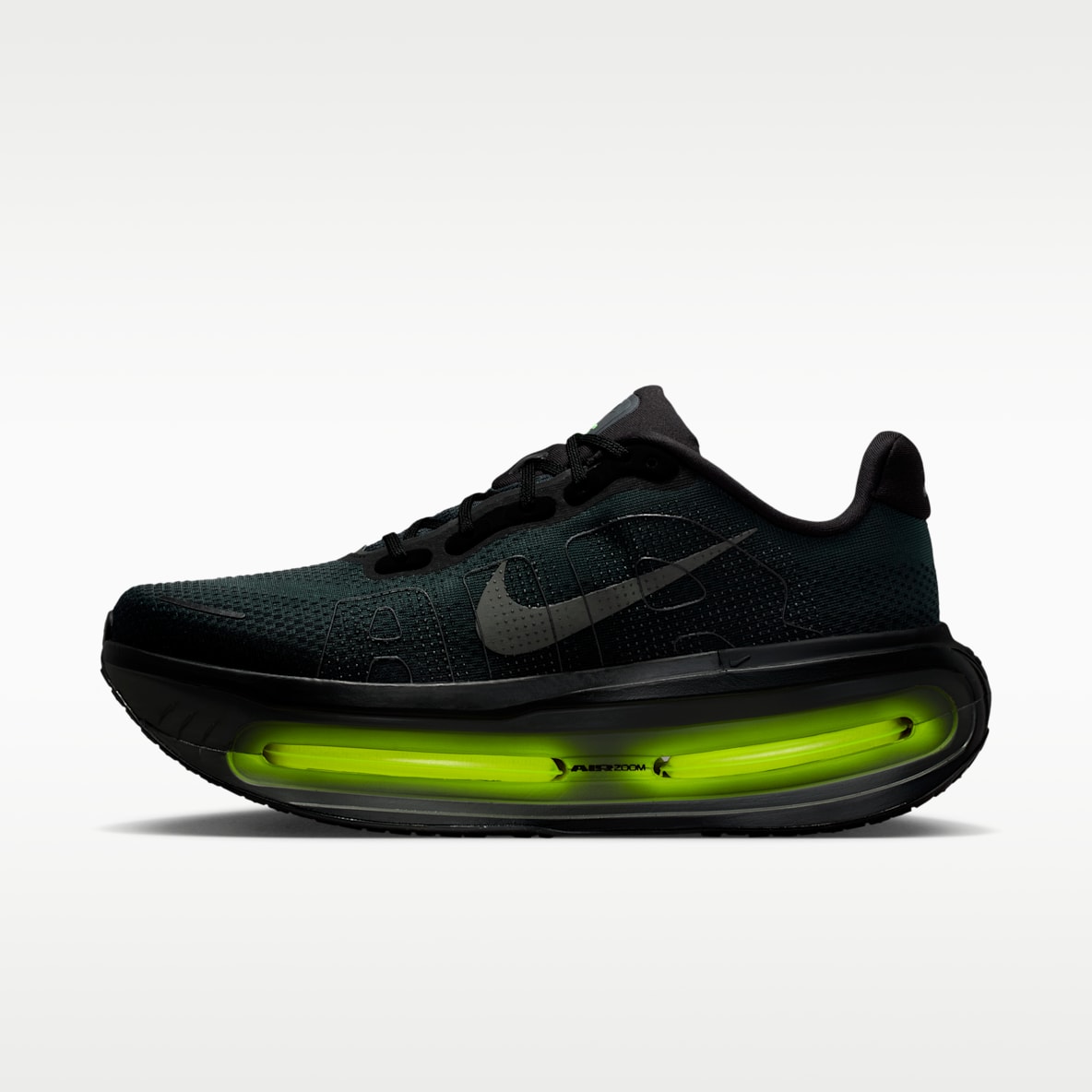 Black Nike Vomero. Nike ID